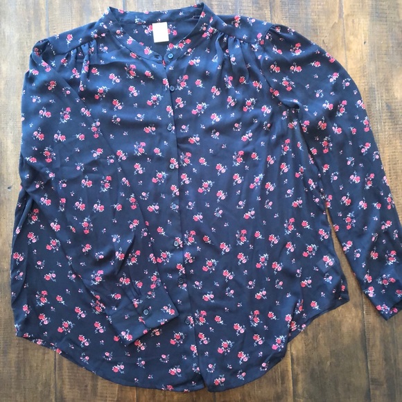Faded Glory Tops - Button up floral blouse
